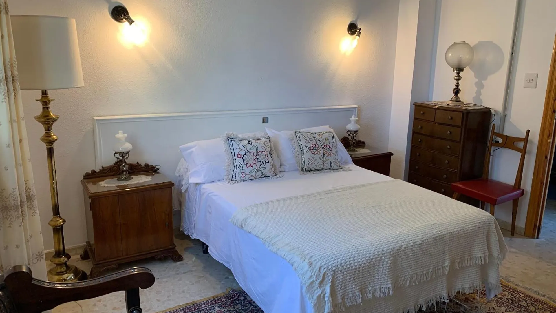 Habitaciones Con Piscina Privada En Casa De Campo, Granada Alhendin Spain