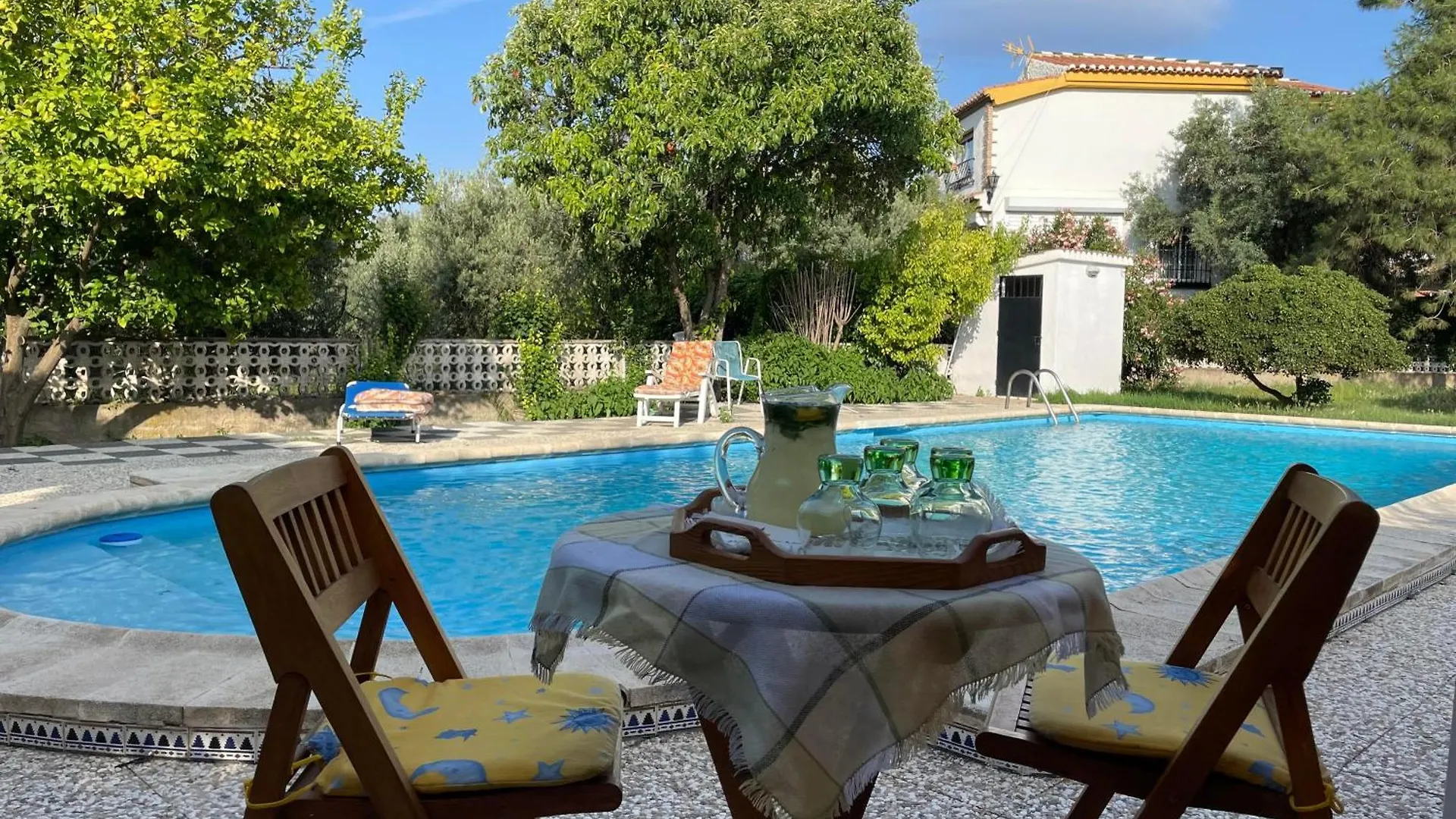 Habitaciones Con Piscina Privada En Casa De Campo, Granada location